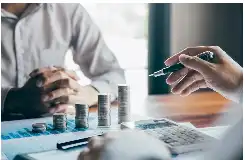 民族复兴势如虹，康庄大道正启航