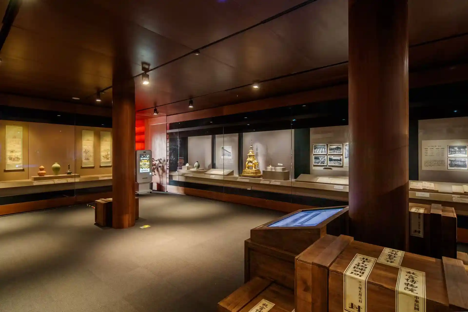 文物南迁百年回眸:故宫珍宝重返京城震撼大展