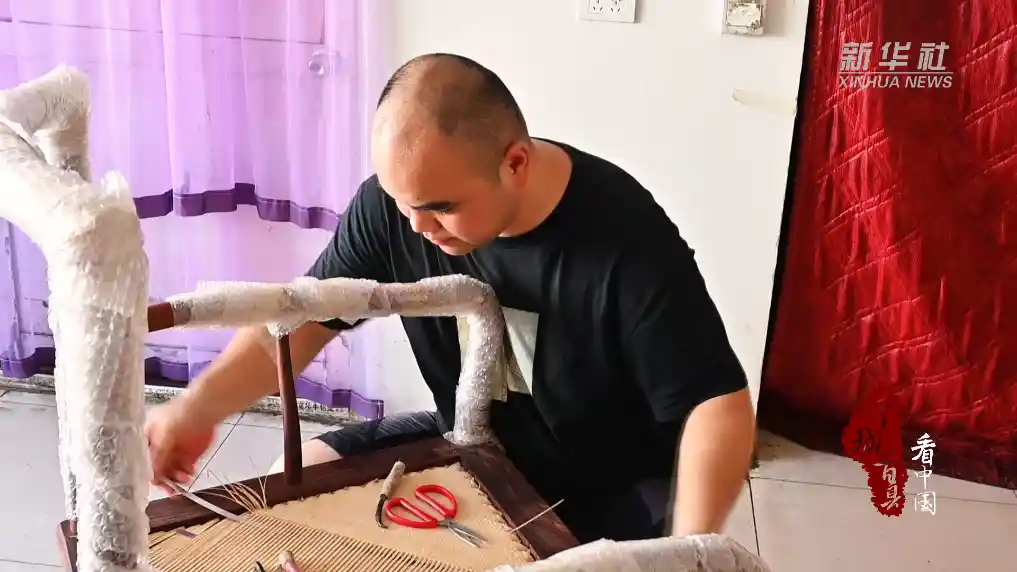 千年匠心焕新生:河北大城红木藤编的非遗突围