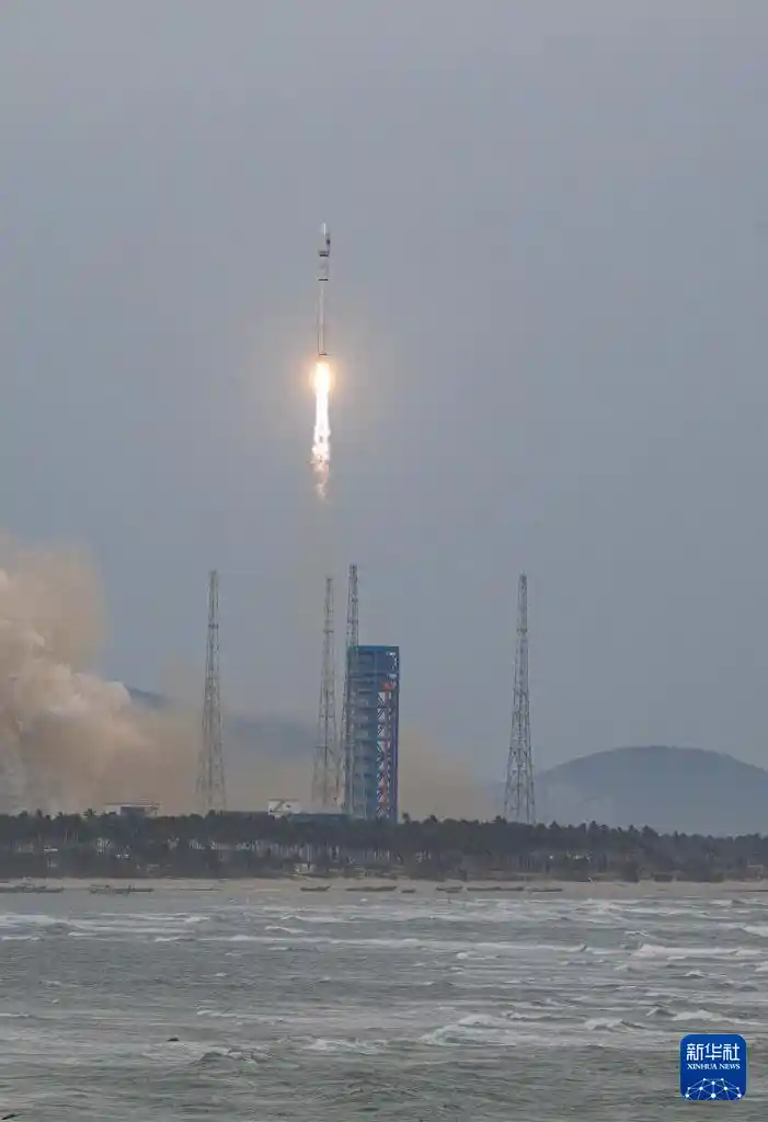 星链再添新成员：我国成功发射卫星互联网低轨07组卫星