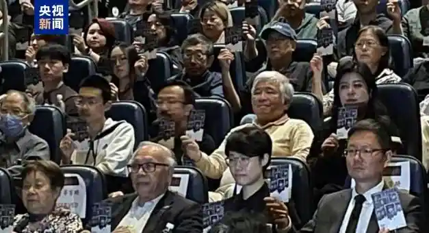 《南京照相馆》加拿大首映:光影中的历史回响震撼观众