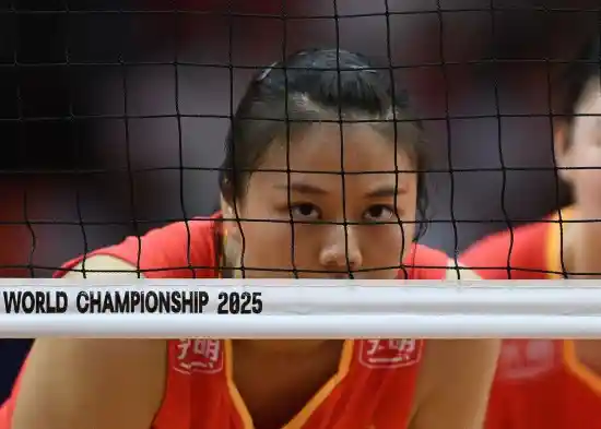 龚翔宇坦言对手强势，中国女排蓄势待发迎挑战